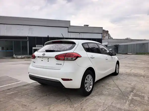 Kia K3S 2015