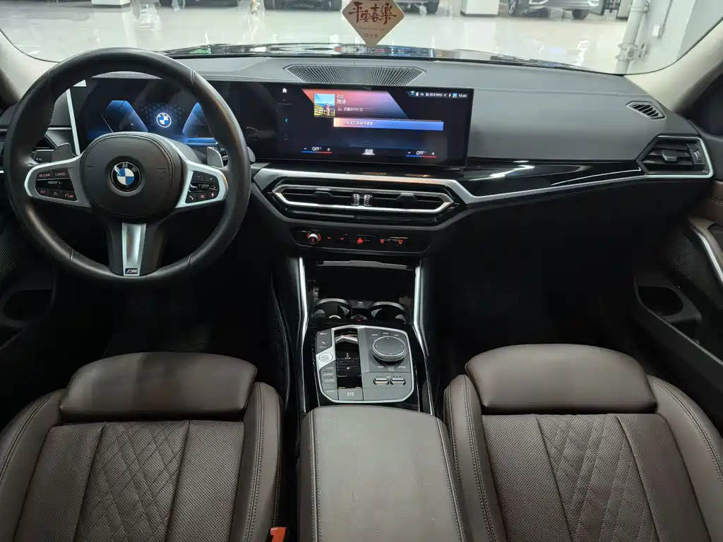 BMW 3 Series 2023 — фото 15