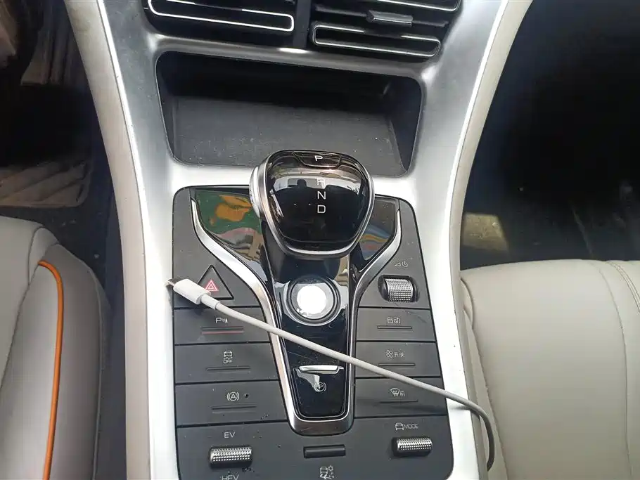 BYD Pro New Energy 2025 — фото 16