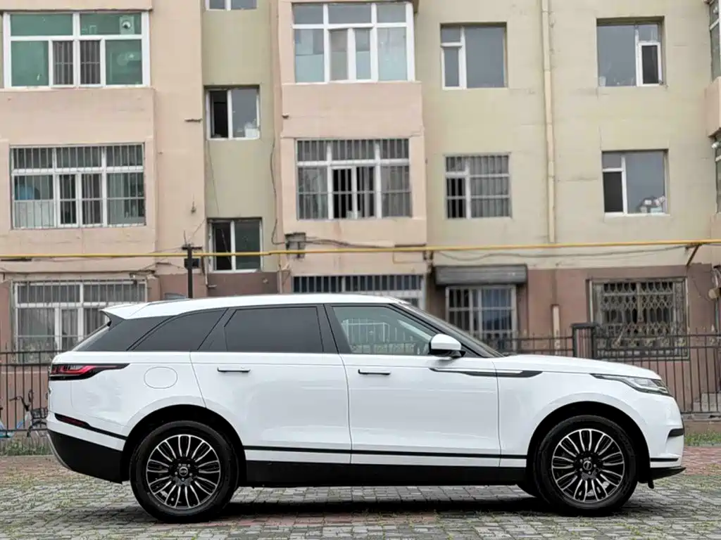 Land Rover Velar 2018 — фото 6
