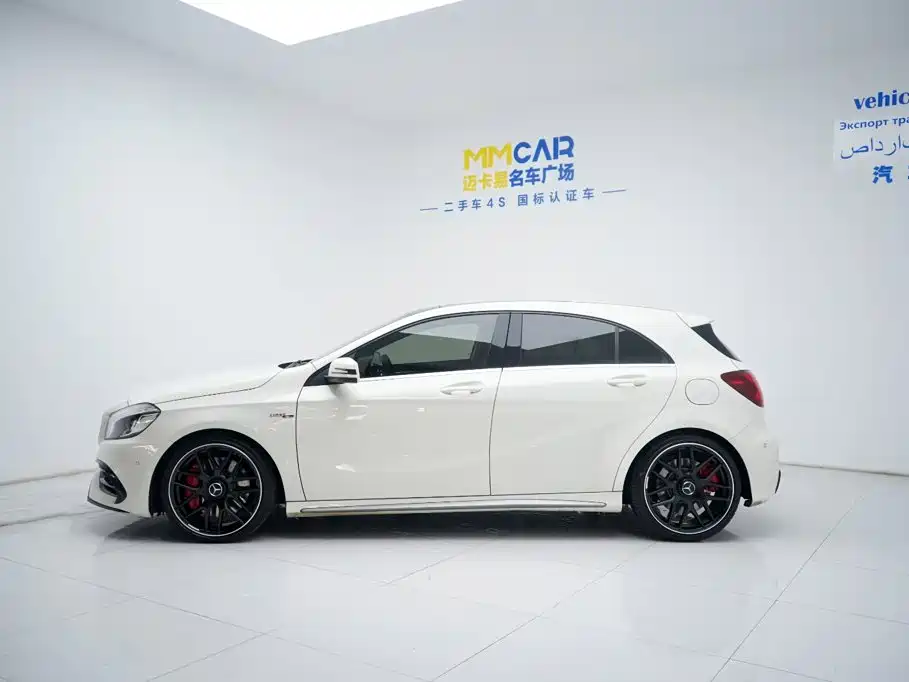 Mercedes-Benz A-Class AMG 2018 — фото 10