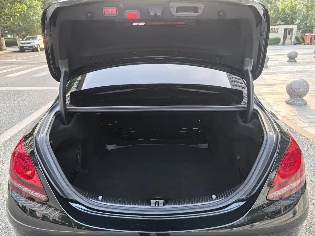 Mercedes-Benz C-Class 2021 — фото 14