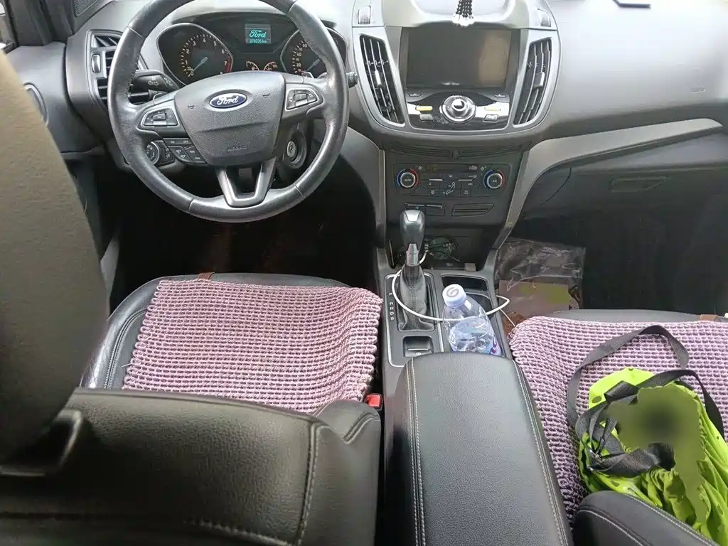 Ford Kuga 2017 — фото 13