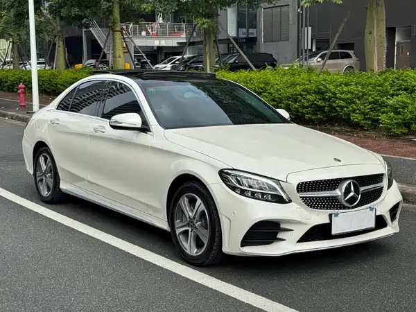 Mercedes-Benz C-Class 2020