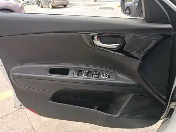Kia K4 2017