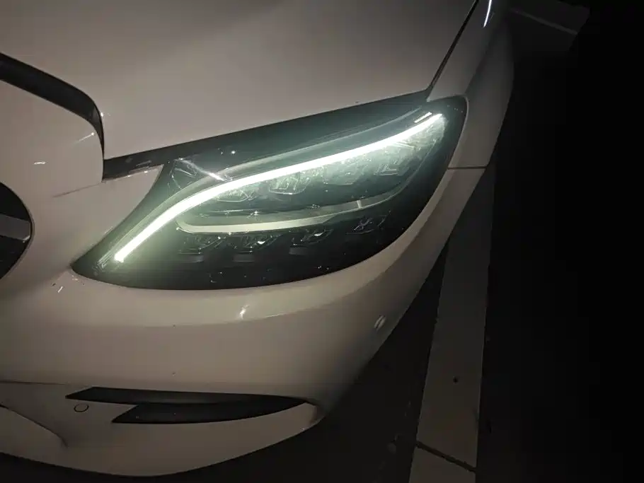 Mercedes-Benz C-Class 2020
