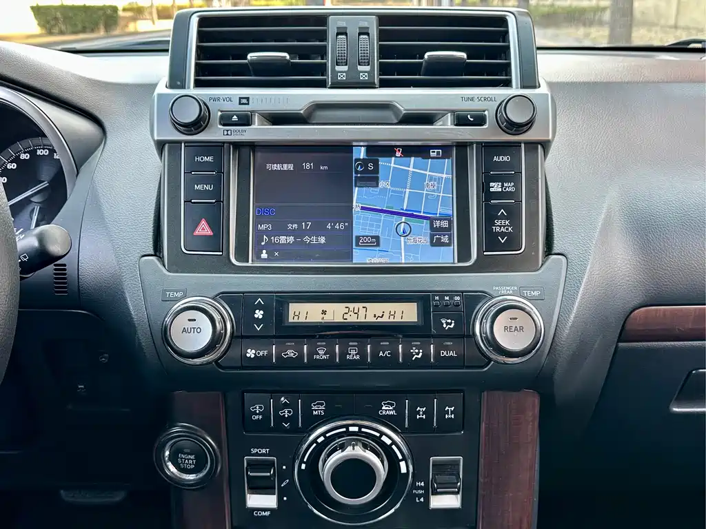 Toyota Prado 2017 — фото 8