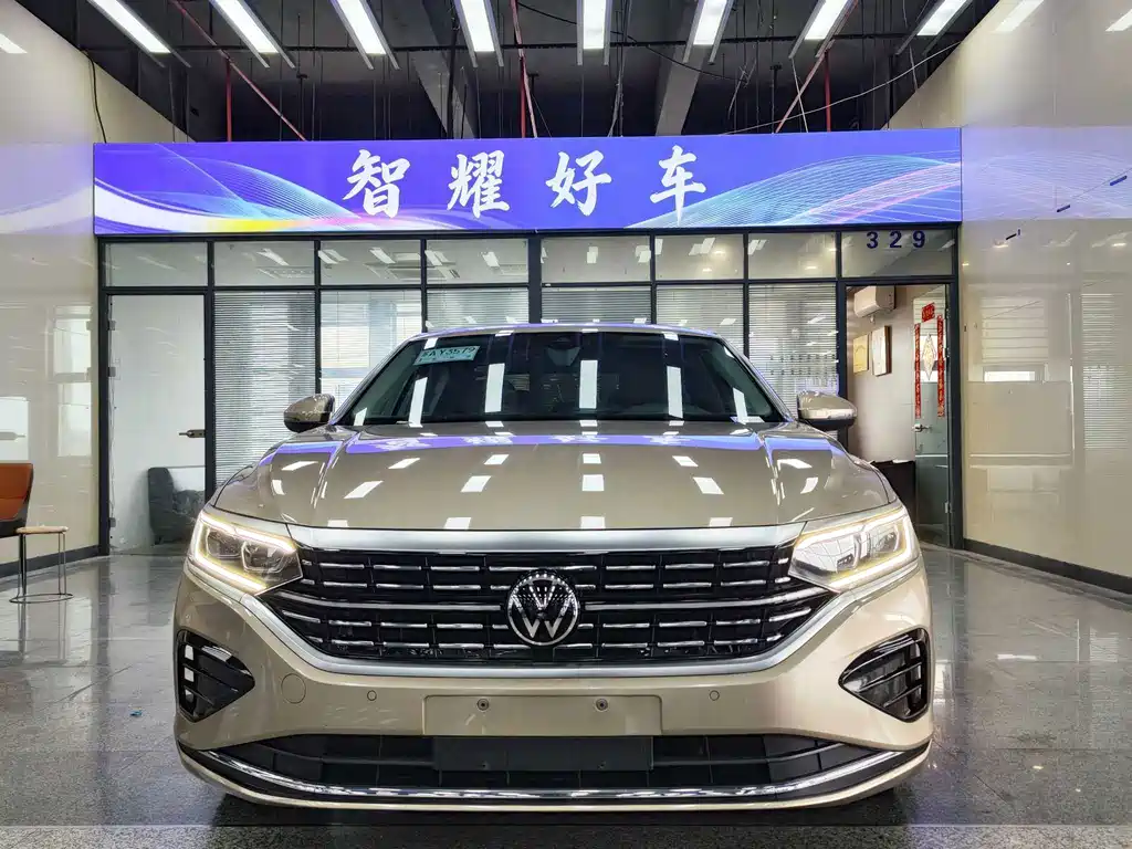 Volkswagen Passat 2022