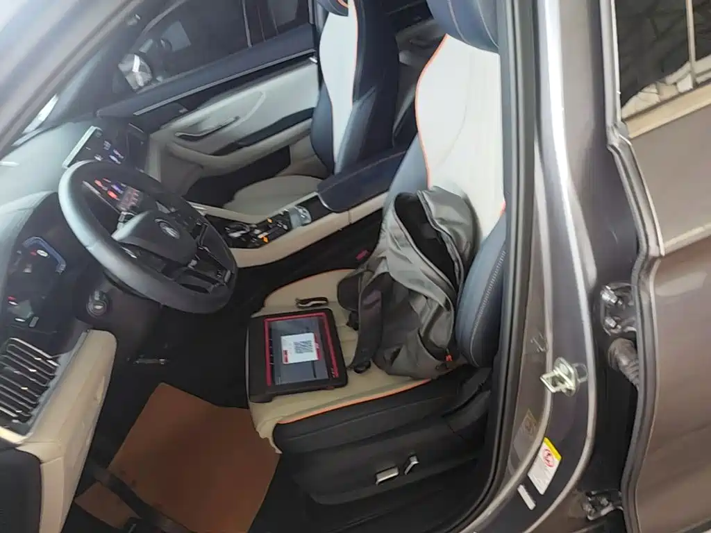 BYD Song PLUS New Energy 2022 — фото 15