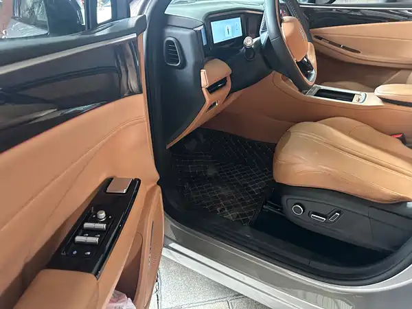 Geely Galaxy L7 2025