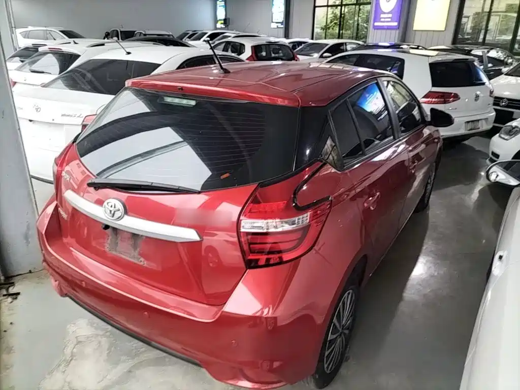 Toyota Yaris L 2016