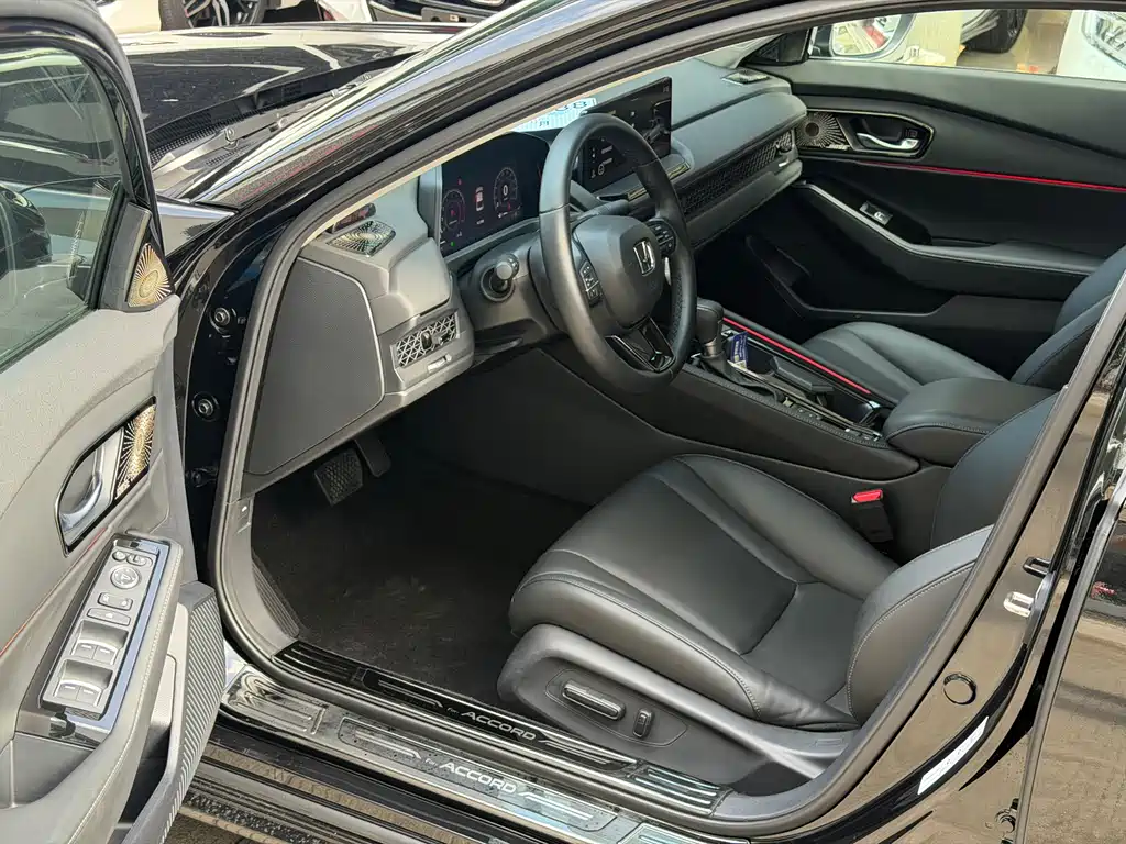 Honda Accord 2025