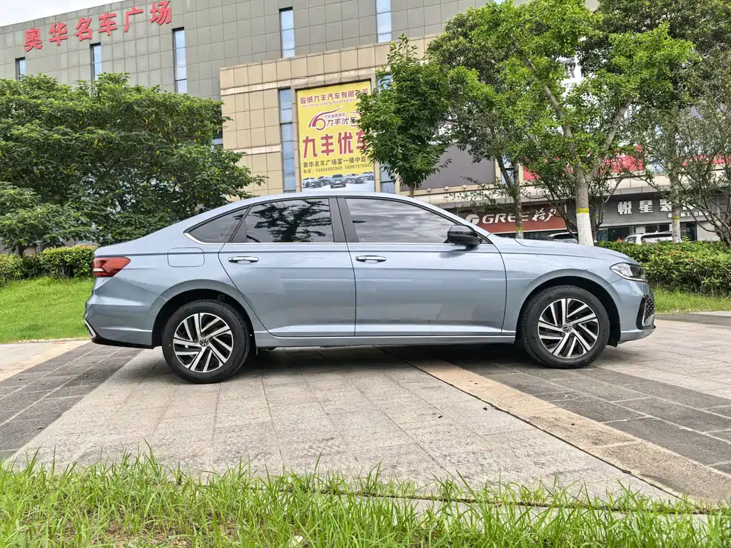 Volkswagen Lavida 2024