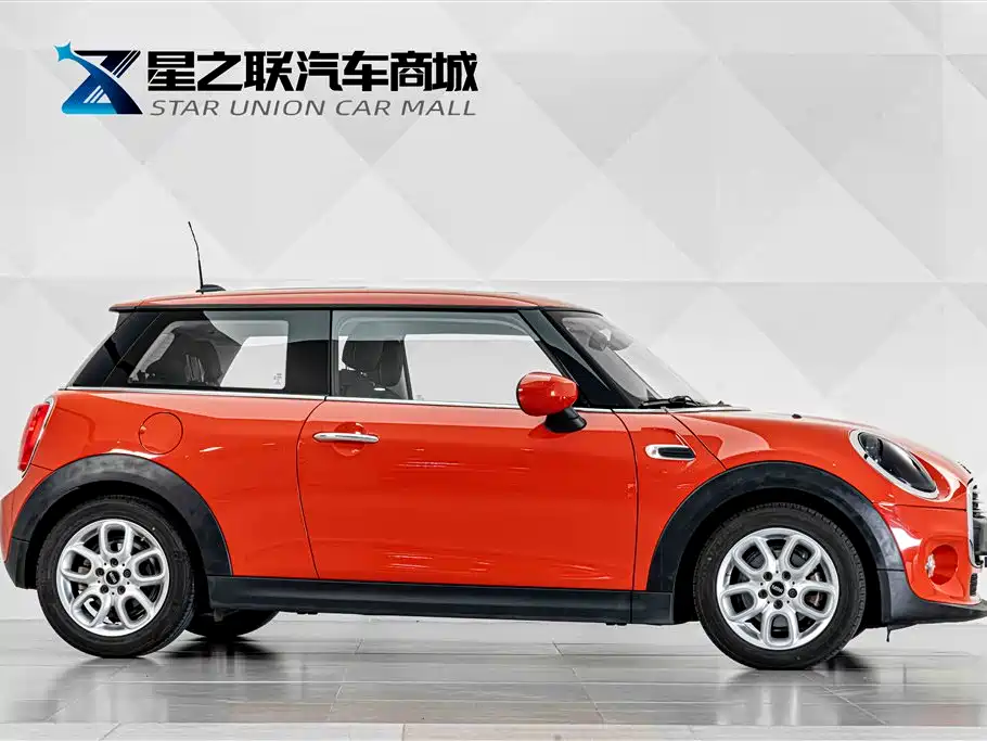 MINI MINI 2021