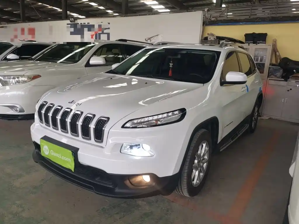 Jeep Cherokee 2016 — фото 2