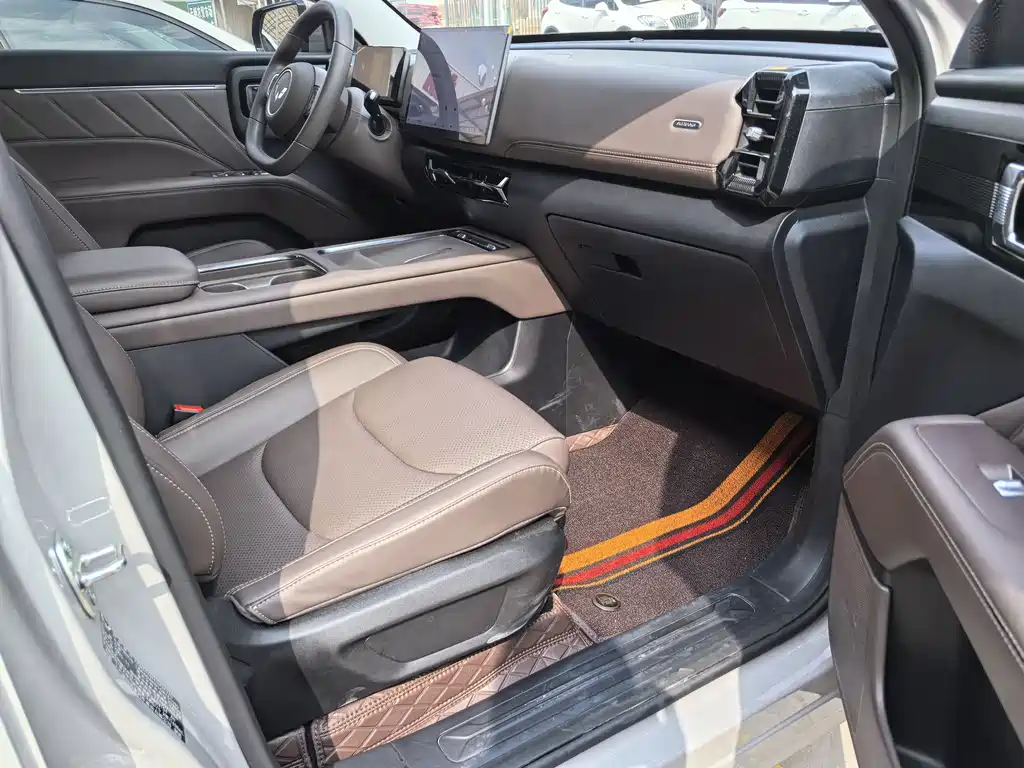 Wuling Starlight 560 New Energy 2025 — фото 12
