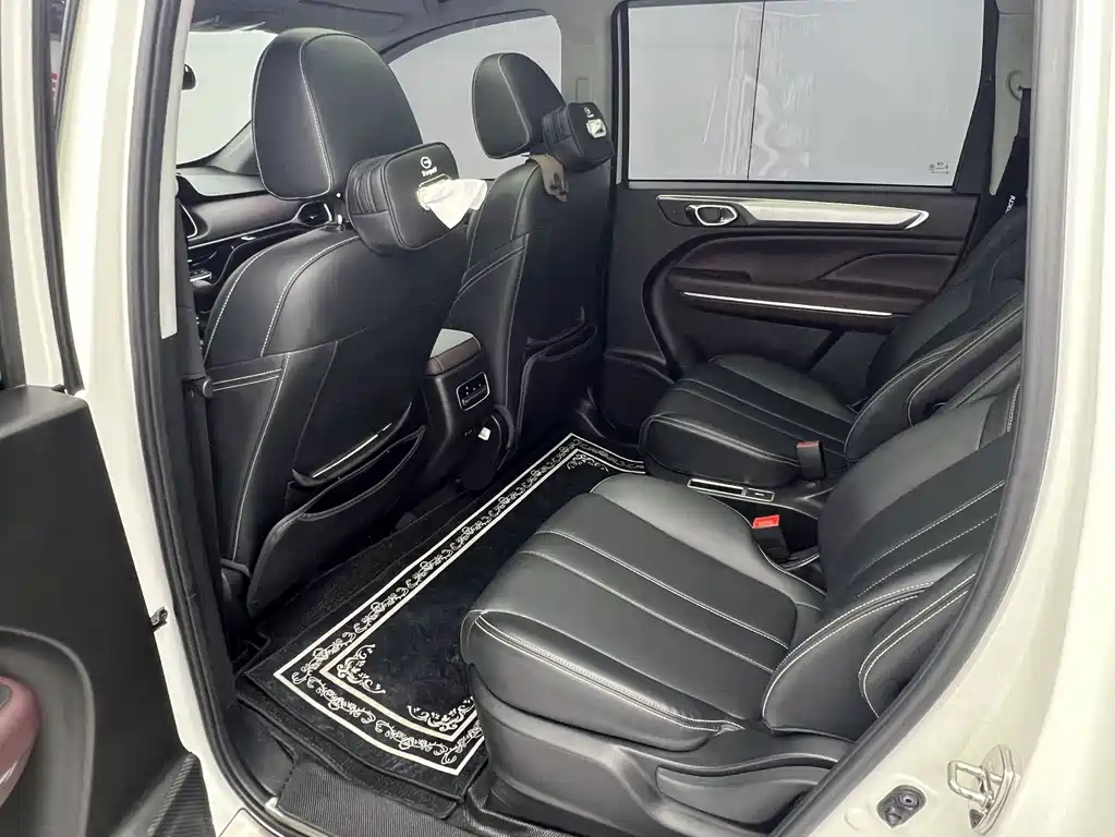 GAC Motor Trumpchi M6 2022 — фото 13
