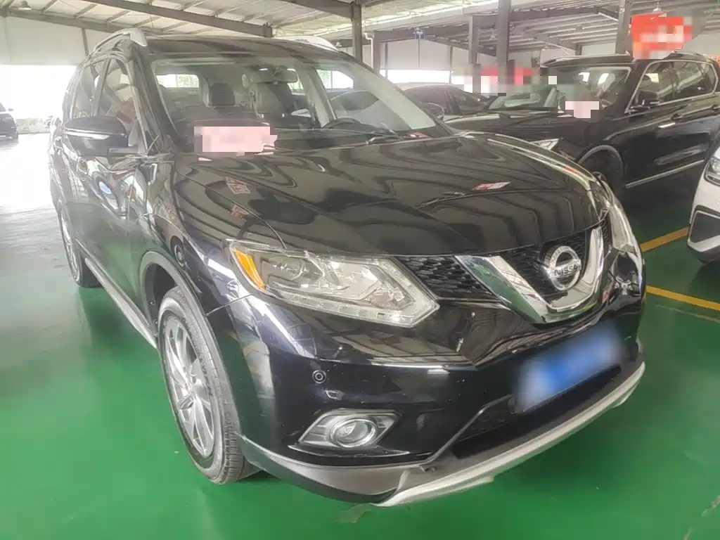 Nissan X-Trail 2015