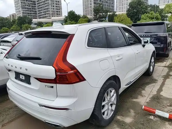 Volvo XC60 2019