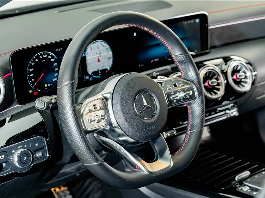 Mercedes-Benz CLA 2021 — фото 10