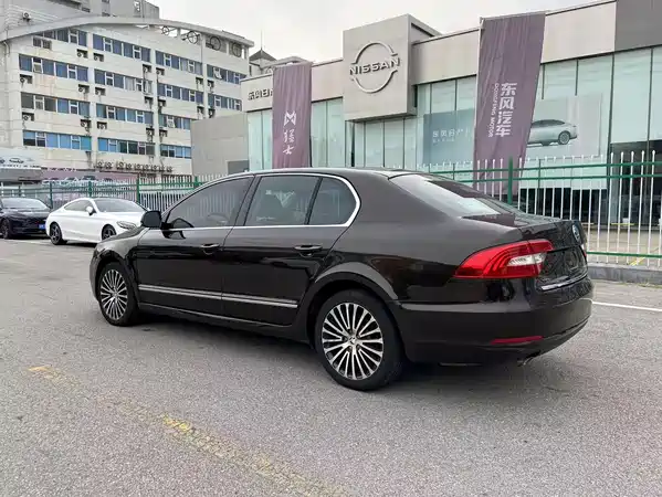 Skoda Superb 2014