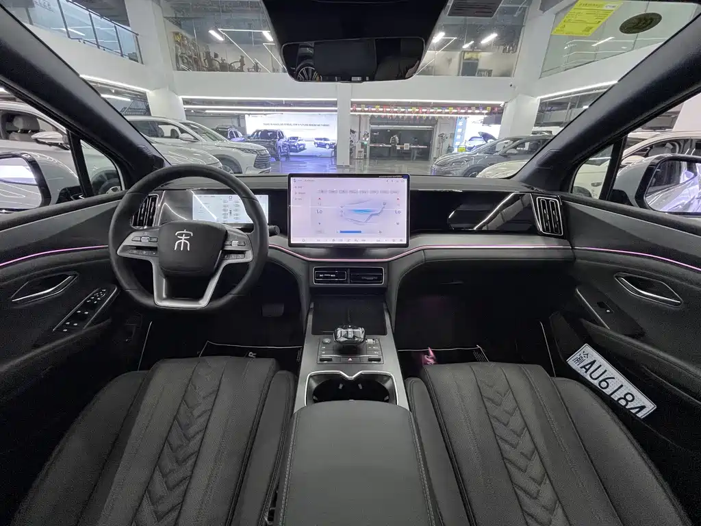 BYD Song L DM-i 2025 — фото 11