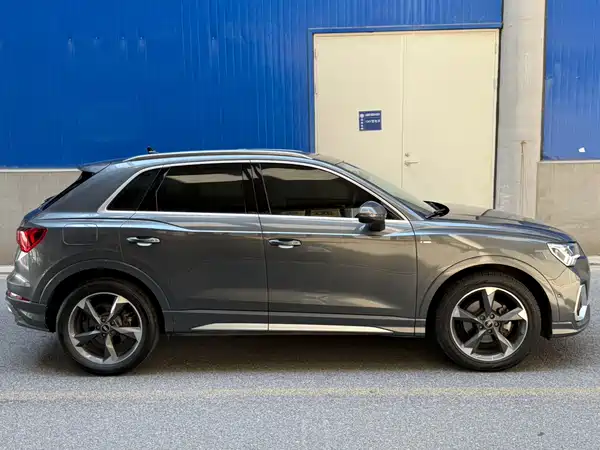 Audi Q3 2022