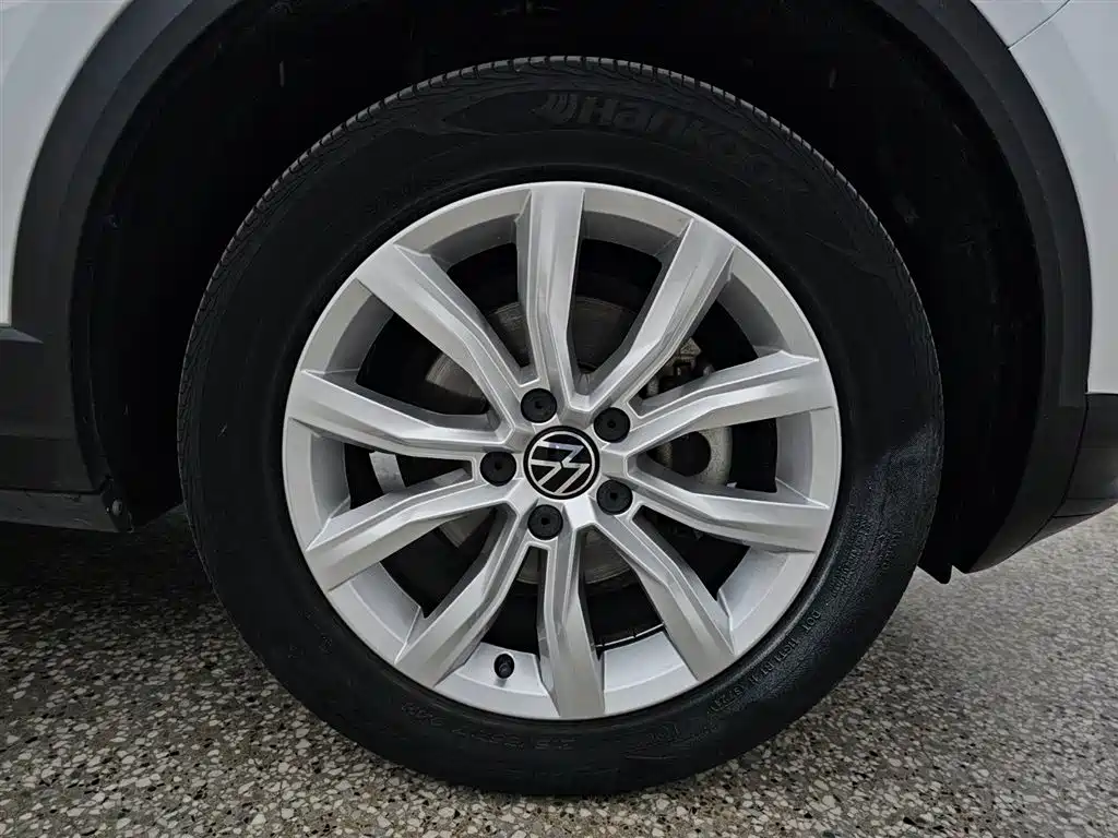Volkswagen T-Roc 2022 — фото 13
