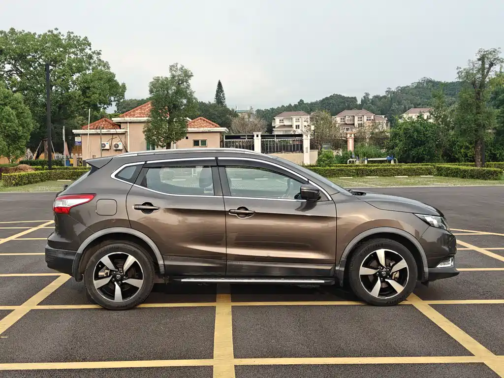 Nissan Qashqai 2017 — фото 11