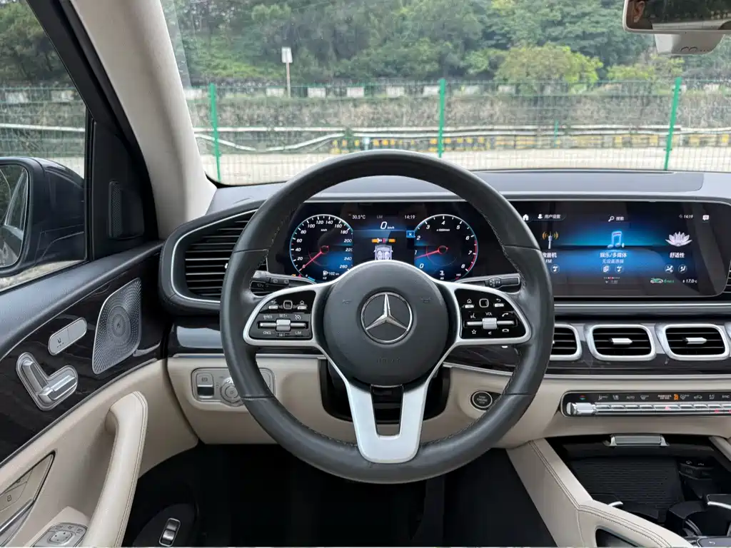 Mercedes-Benz GLE 2020 — фото 10