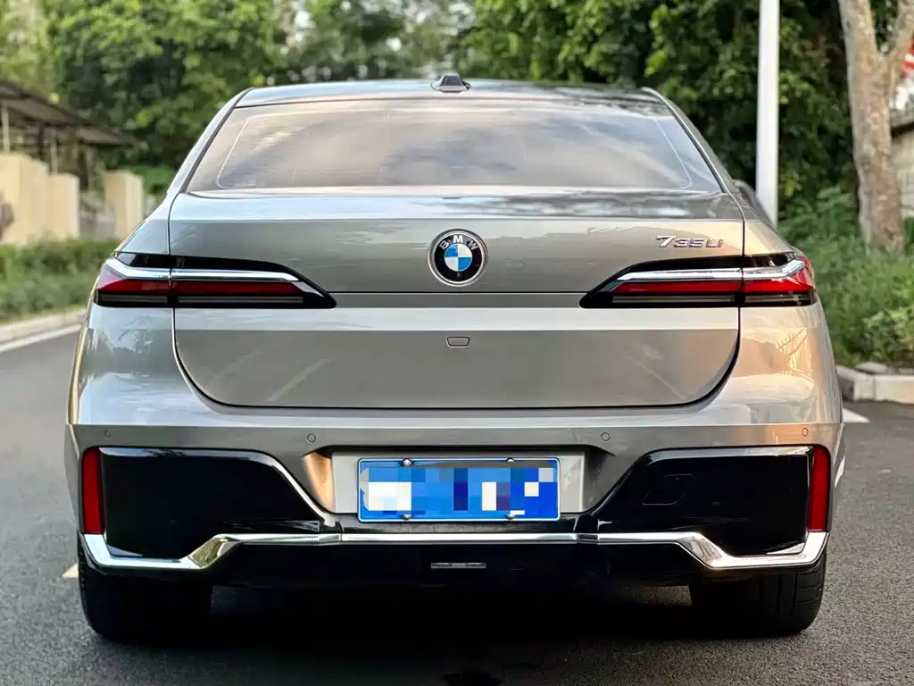 BMW 7 Series 2023 — фото 9