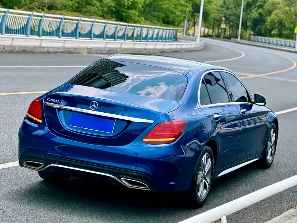 Mercedes-Benz C-Class 2019 — фото 7