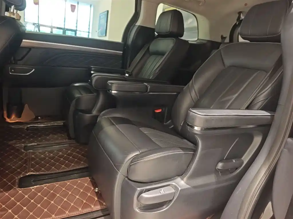 GAC Motor Trumpchi M8 2020 — фото 17