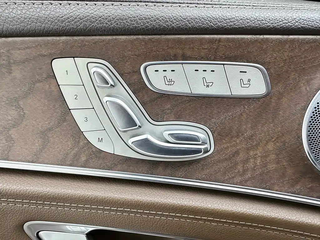 Mercedes-Benz E-Class 2020 — фото 17