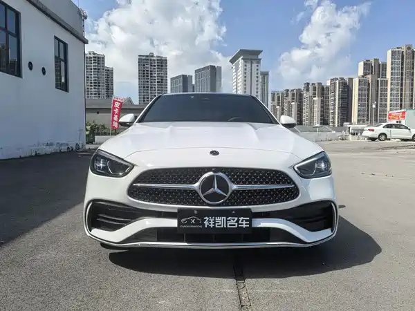 Mercedes-Benz C-Class 2024