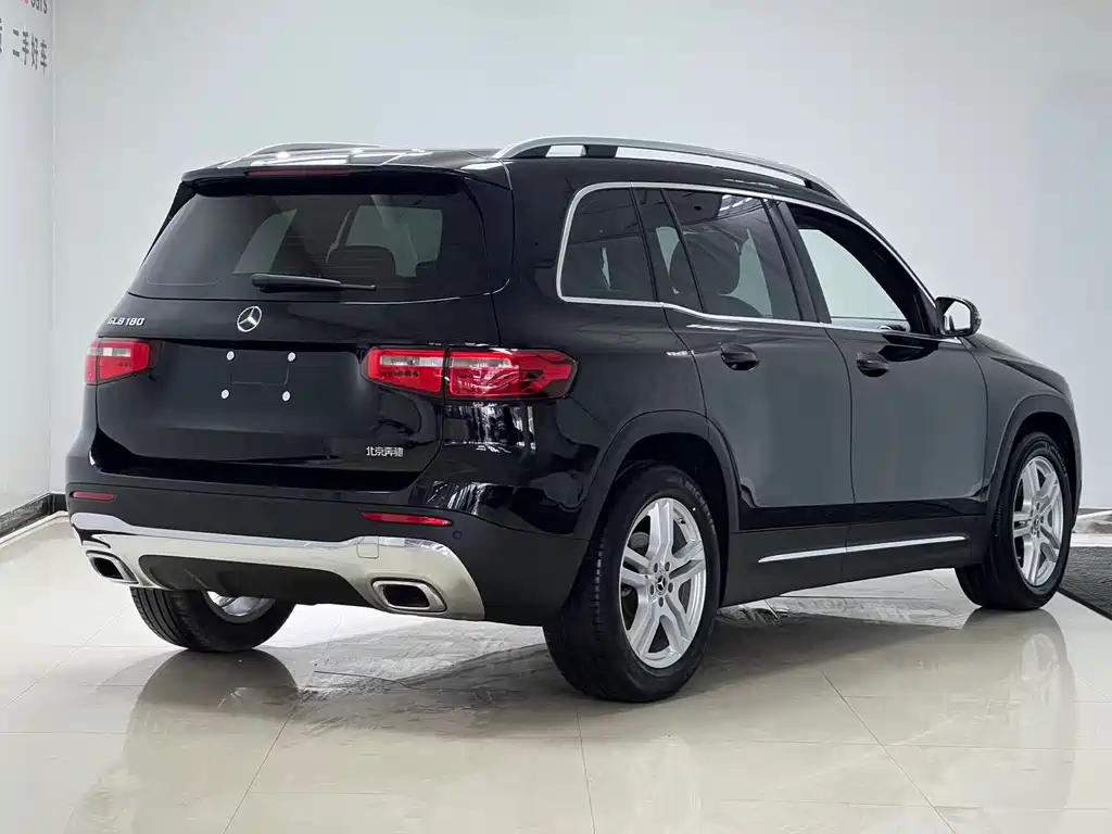Mercedes-Benz GLB 2021