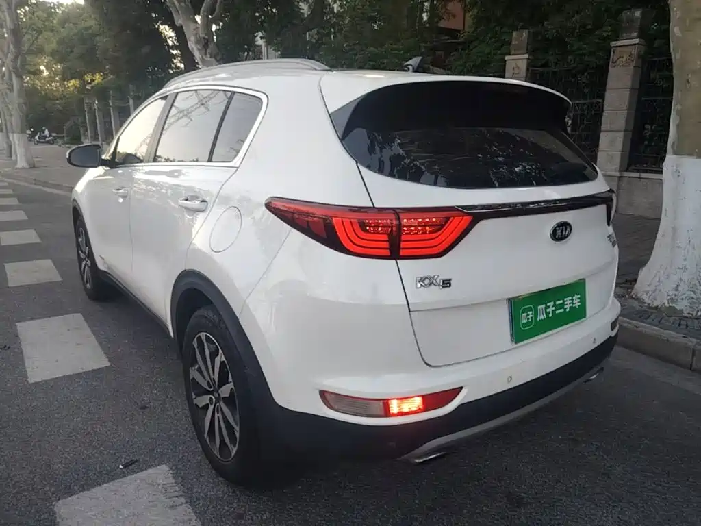Kia KX5 2016 — фото 23