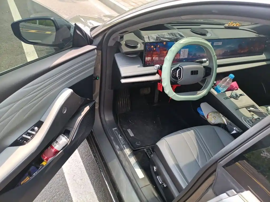 Geely Galaxy E8 2024 — фото 14