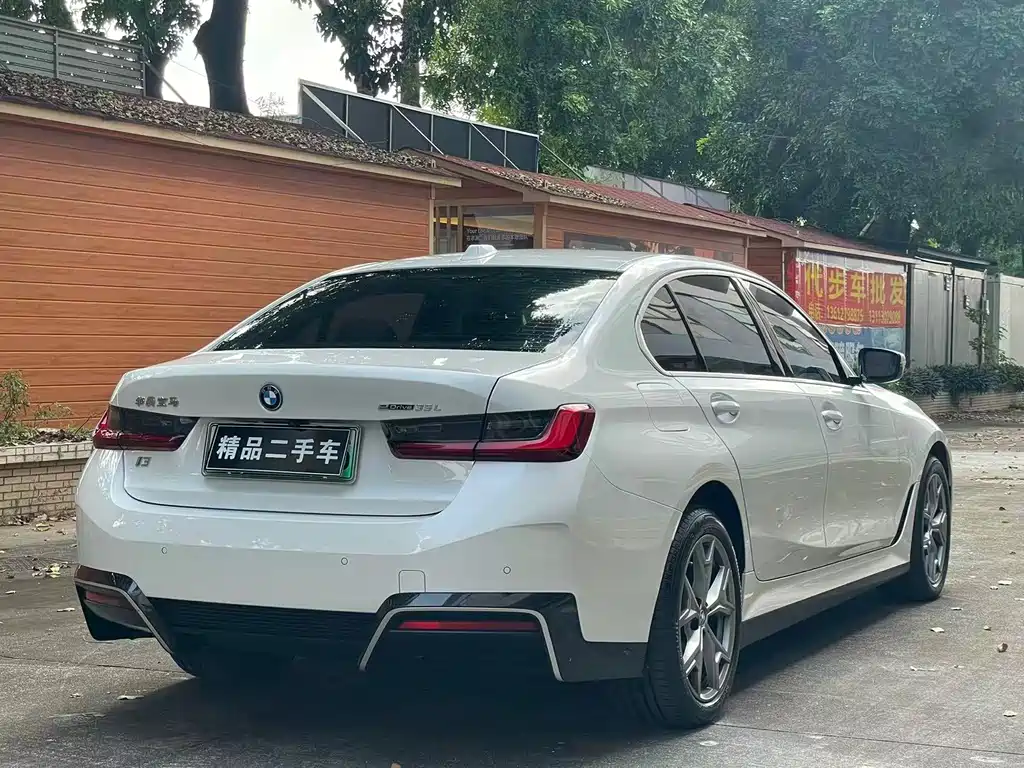 BMW i3 2025 — фото 12
