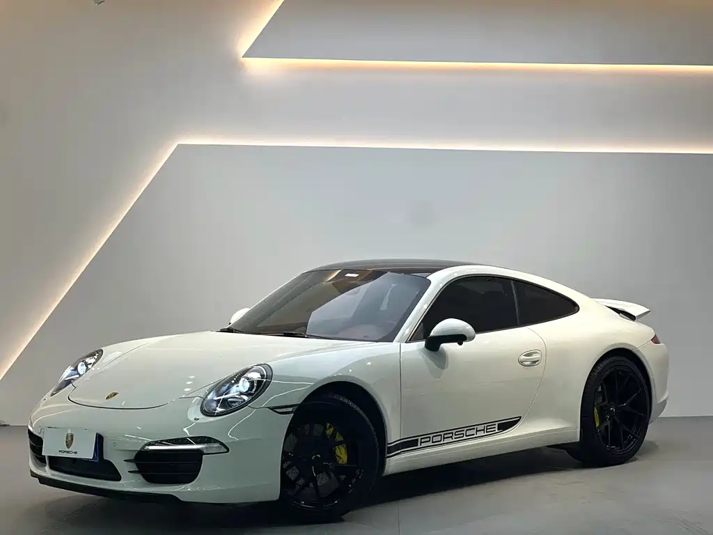 Porsche 911 2015