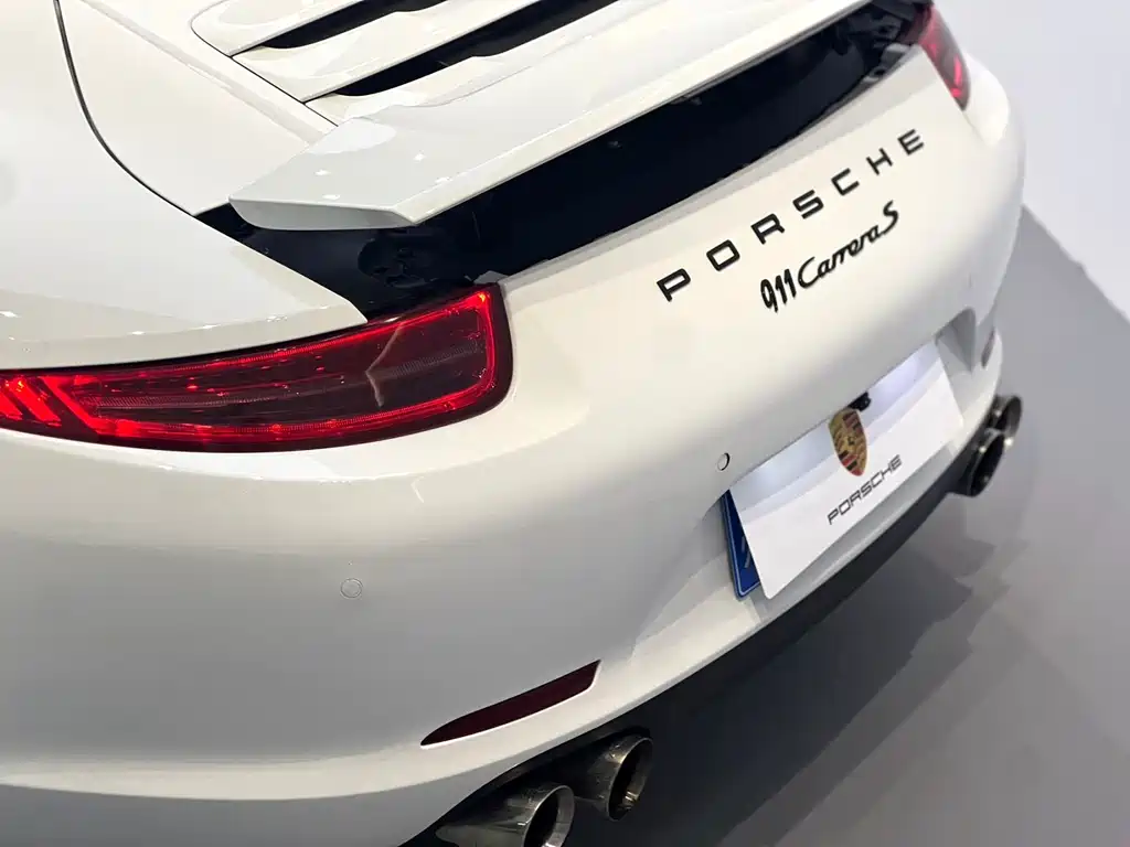 Porsche 911 2015 — фото 8