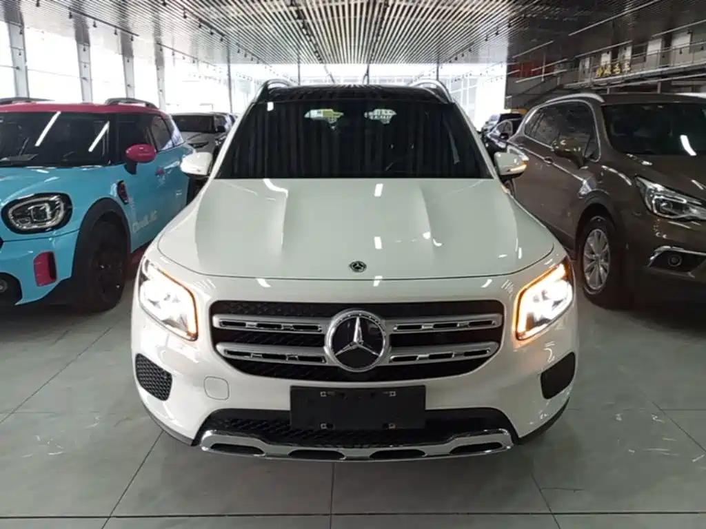 Mercedes-Benz GLB 2022 — фото 3