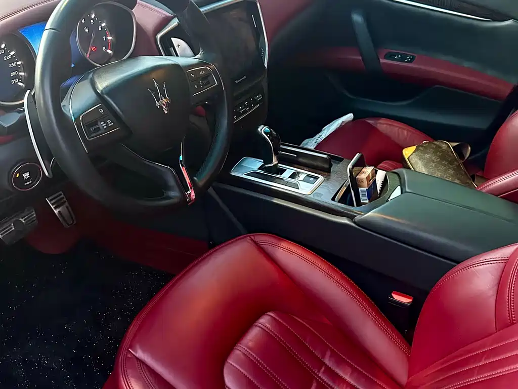 Maserati Ghibli 2015 — фото 6