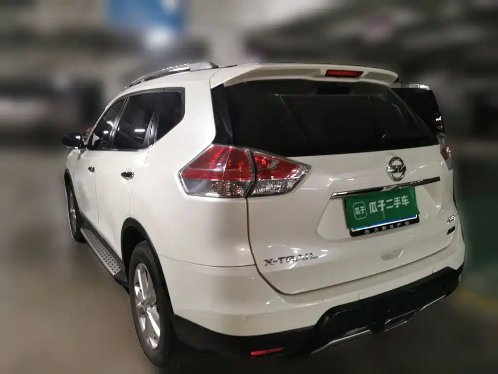 Nissan X-Trail 2015