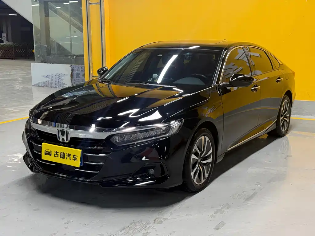 Honda Accord 2023 — фото 1