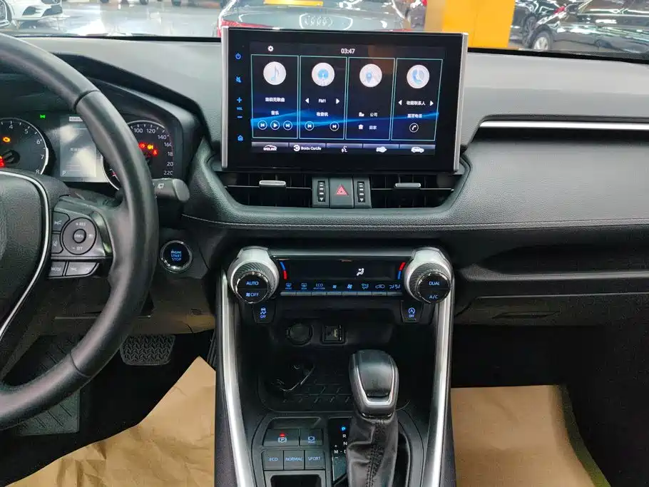 Toyota Wildlander 2022 — фото 13