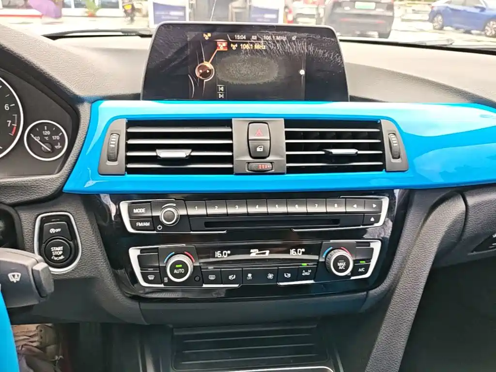 BMW 3 Series 2016 — фото 13