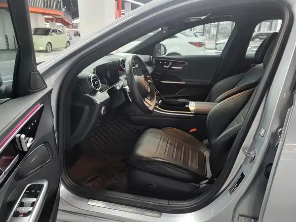 Mercedes-Benz C-Class 2022