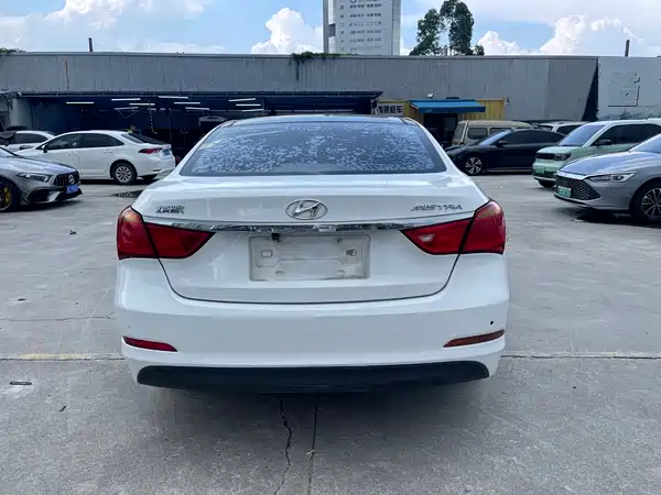 Hyundai Mistra 2015