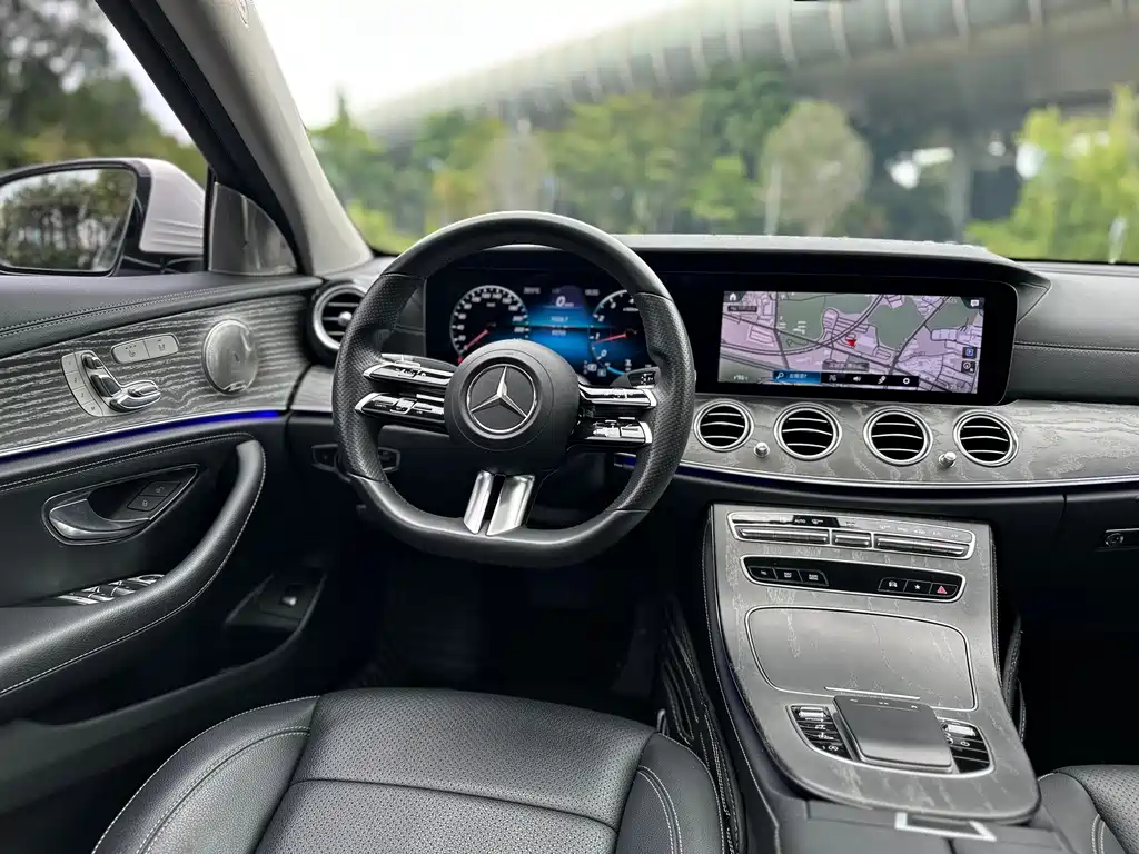 Mercedes-Benz E-Class 2021 — фото 12